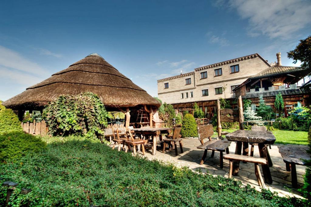 Hotel Zameczek Ksiaz Wielki Exterior foto